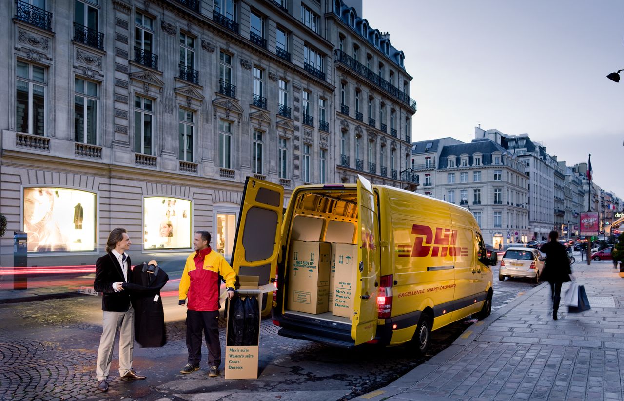 DHL_Transporter