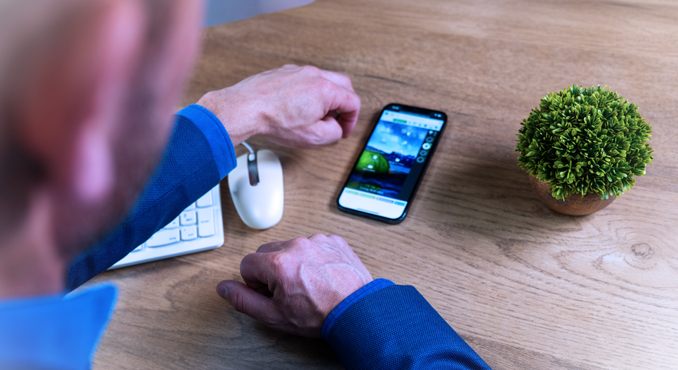 CRM-System-Smartphone